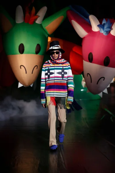 Look 71